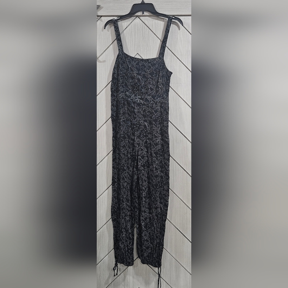 Universal Thread Black Patterned Jumpsuit - image 1